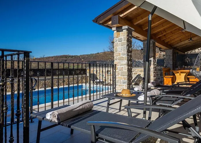 別荘 Poji Šćulci