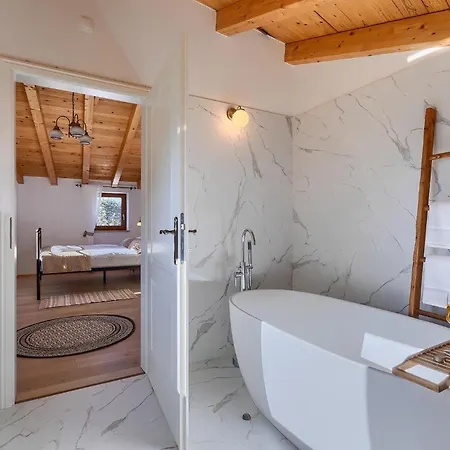 Vakantiehuis Poji